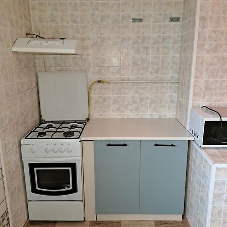 Apartment In 7 Mikrorayon Ακτάου Δωμάτιο φωτογραφία
